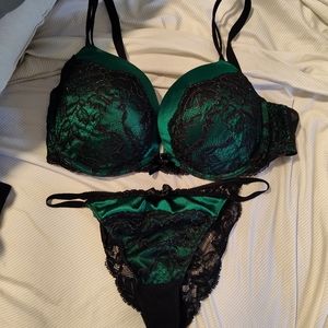 Victoria's secret set